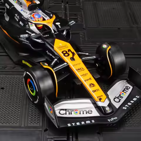 CCA 1:24 McLaren MCL60 UK F1 Formula Racing Alloy Model Car Ornament Gift for Boys can be given as a