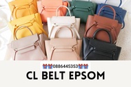 กระเป๋า CL belt epsom เล็ก size 20x 20 x 10 cm🔺Material : Pu premium🔺ข้างนอกหนัง epsom  ข้างในกำมะหยี่🔺หนังหนา ทรงเป๊ะ🔺ใส่ของได้เยอะ 🔺มีแถมสายหนัง