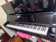 Yamaha UX 鋼琴一座