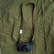 FSS Leaf Camo Camera สายคล้อง Special Edition Safari Olive M10 M11 Q2 Q3 กล้องที่รองรับ สายคล้อง อุป