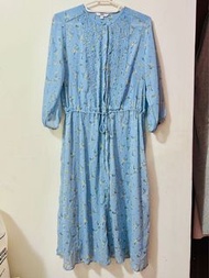 二手近全新_Uniqlo 浪漫碎花壓紋綁帶藍色雪紡洋裝 可當罩衫 附襯裙