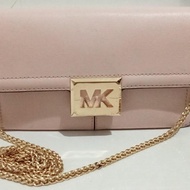 MK  wallet on chain WOC, sling crossbody ghw