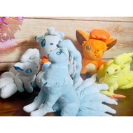 Pokemon 9-tailed fox, 6-tailed fox 2 hands