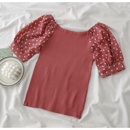 SK8069 -M'SIA Stok Sedia Fesyen Baju Wanita Ready Stock Women Knitted Top Women Top一字领波点雪纺拼接短袖针织衫上衣