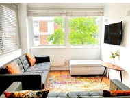 Air-conditioning! Central Chic 3-Bed 2-Bath by Oxford St W1 Sleeps 6