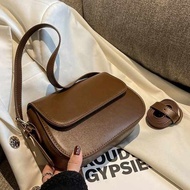 padini handbag elegant bag Beg kecil retro flip 2025 beg baru, beg wanita, beg messenger, beg perseg