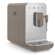(SMEG) เครื่องชงกาแฟอัตโนมัติ สีโทป รุ่น BCC02TPMEU