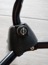 K&M Tenor saxophone stand