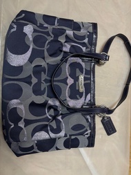 Coach 藍色x銀色花紋手袋