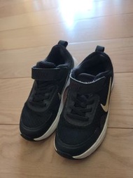 Nike 小童鞋