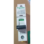 **APTOMAT SCHNEIDER ELECTRIC ACTIV9 iC60H C6 1P – A9F74106**