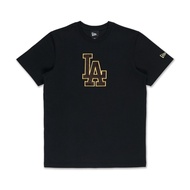 New Era เสื้อยืดแขนสั้นรุ่น Los Angeles Dodgers Year Of The Horse Black Short Sleeve T-Shirt