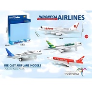 Children's Toy Pull Back Diecast Iron Plane Plane Indonesian Airlines
