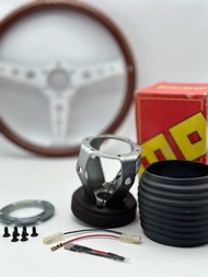 คอพวงมาลัย MOMO แท้ Made in Italy แบบ Collapsible สำหรับ VW Golf Mk2/3 PoloPassat 89 Jetta 1989 ของอ