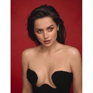 ANA DE ARMAS WALL POSTER (CUSTOMIZED IMAGES)