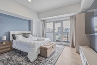 BGC Condo w/ FREE Parking + Balcony | Near Mall