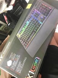 TT套餐 Premium X1 RGB eSPORTS IRIS RGB eSPORTS PULSE G100 機械式