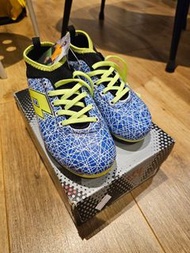 Lotto 兒童足球鞋 Euro 33 / US 2.0