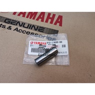 RXZ MILLI RXK BOSS CATELYZER 135 PISTON PIN CYLINDER JAPAN 4Y2-11633-00 (YAMAHA100%ORIGINAL)