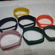 Strap tali jam Silcone Xiaomi Mi band 5
