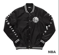 NBA勇士隊繡花LOGO合身版棒球外套（黑）