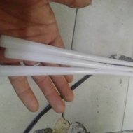 White teflon nylon bar D8