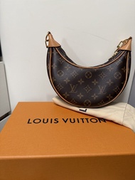 LV loop bag  月亮 豌豆包