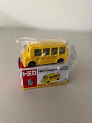 Tomica Snoopy School  Bus