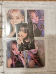 Lesserafim Sakura 小卡