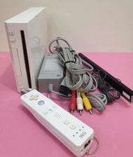 出清價! 網路最便宜 功能完好 任天堂 Wii 2手原廠主機 (無改機唷)配件如圖中賣  賣899而已另可玩 GC