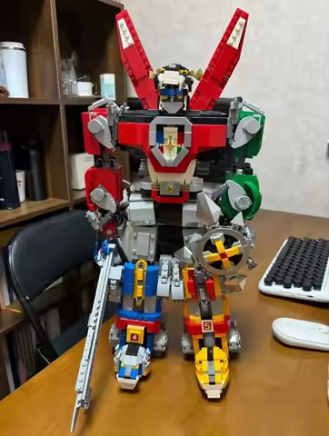 For a friend 2334Pcs Ideas Series Voltron Defender of The Universe Model Education Model 21311 Build