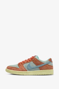 Nike SB Dunk Low Orange and Emerald Rise