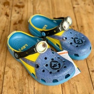 Crocs Classic ฺBAPE แบบมาไหม่  รองเท้ามาพร้อมตัวติดเหมือนในรูป M4---M11 รองเท้าหัวโต กำลังฮิต ราคาถู