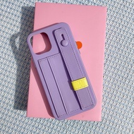 Iphone griptok Case Iphone12/12pro Phone Second Hand Good Condition