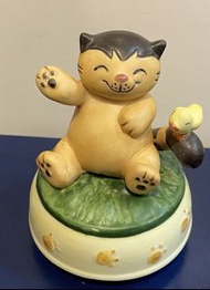 Jacob cat n birdy Music Box