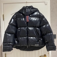 Valentino Garavani VLTN 羽絨外套