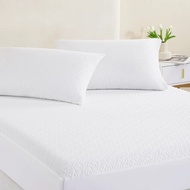 KOMME Sleep Cool Mattress/Pillow Protector