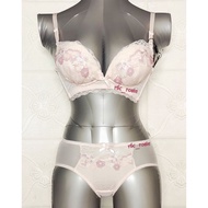 34C/75C VINECO SET BRA AND PANTIES