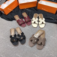 Guangzhou Fashion Edition Sandals Available in Code 666Regular Version