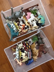 (只限火炭交收) 動物膠公仔  Bundle of Toy Animals and Vehicles for Kids