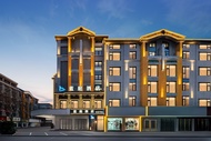 Lanting Hotel (Yiwu International Trade City Branch)
