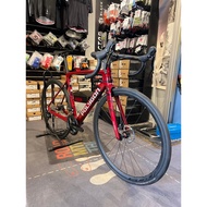 Polygon Strattos S7D Shimano 105 R7020 Disc 11 Speed Groupset.