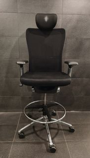 Haworth zody stool