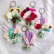 GANTUNGAN Crochet Mini Flower Bouquet Keychain / Handmade Crochet Flower Bouquet Keychain