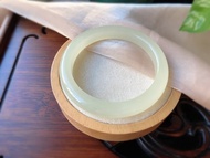 天然和田玉 高冰青白色美玉鐲   圈口55mm 料子冰潤細膩