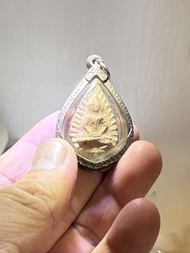 阿贊多 光輝佛