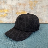 VLTN Over Logo Cap Black topi