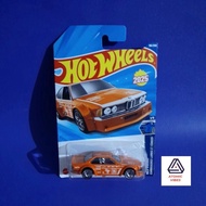 Hot Wheels bmw 635 Csi DiecastORANGE