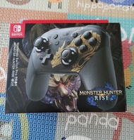 Brand New Nintendo Switch Monster Hunter Rise Pro-Controller. Local SG Stock and warranty !!