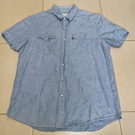 baju kemeja  LEVIS    original   size M kancing batu